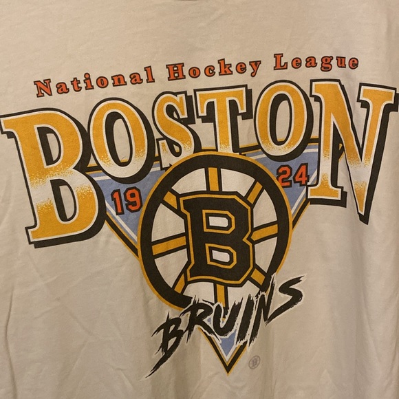 Bruins t shirt - Picture 2 of 5